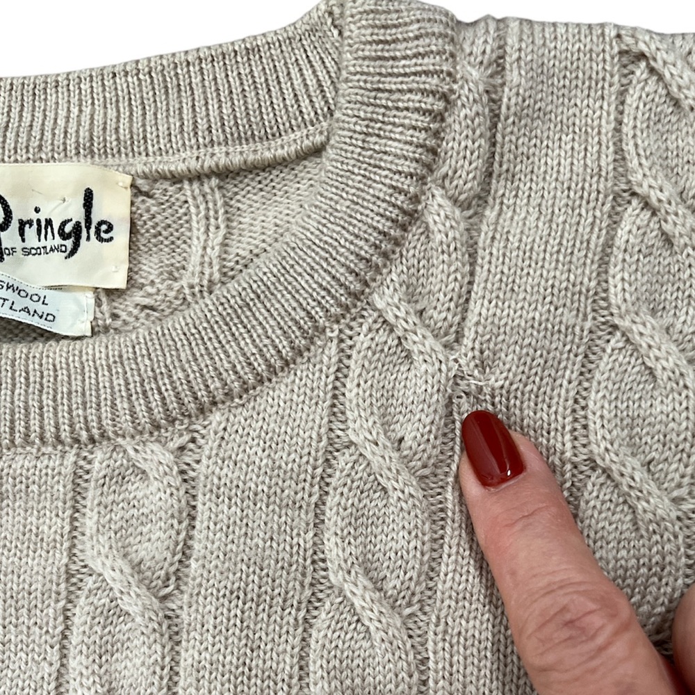 Pringle of Scotland 100% Lambswool cable knit sweater - Picture 13 of 13